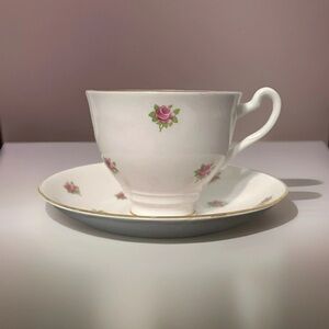 Vtg Tea Cup Saucer Hamilton England Fine Bone China Pink Roses Gold Feminine